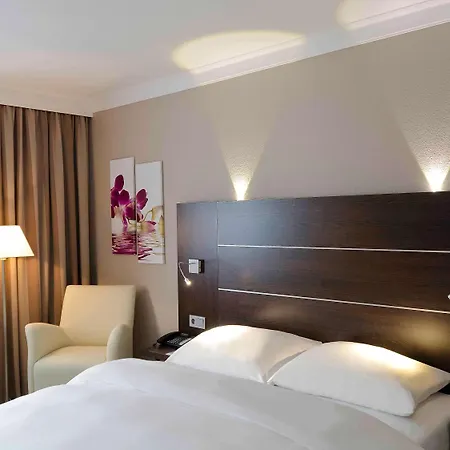 Mercure Отель 4*