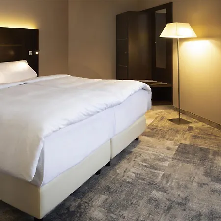 Mercure 4*