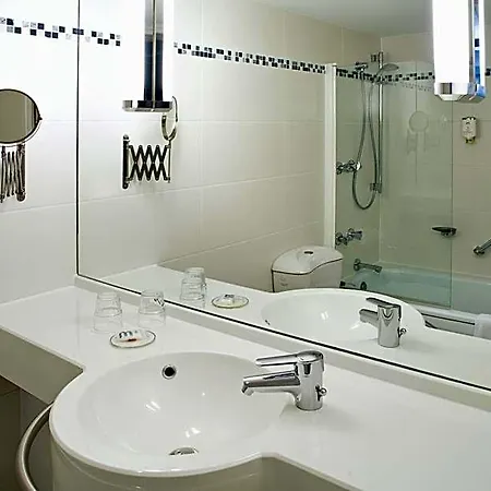 Mercure Hotel 4*